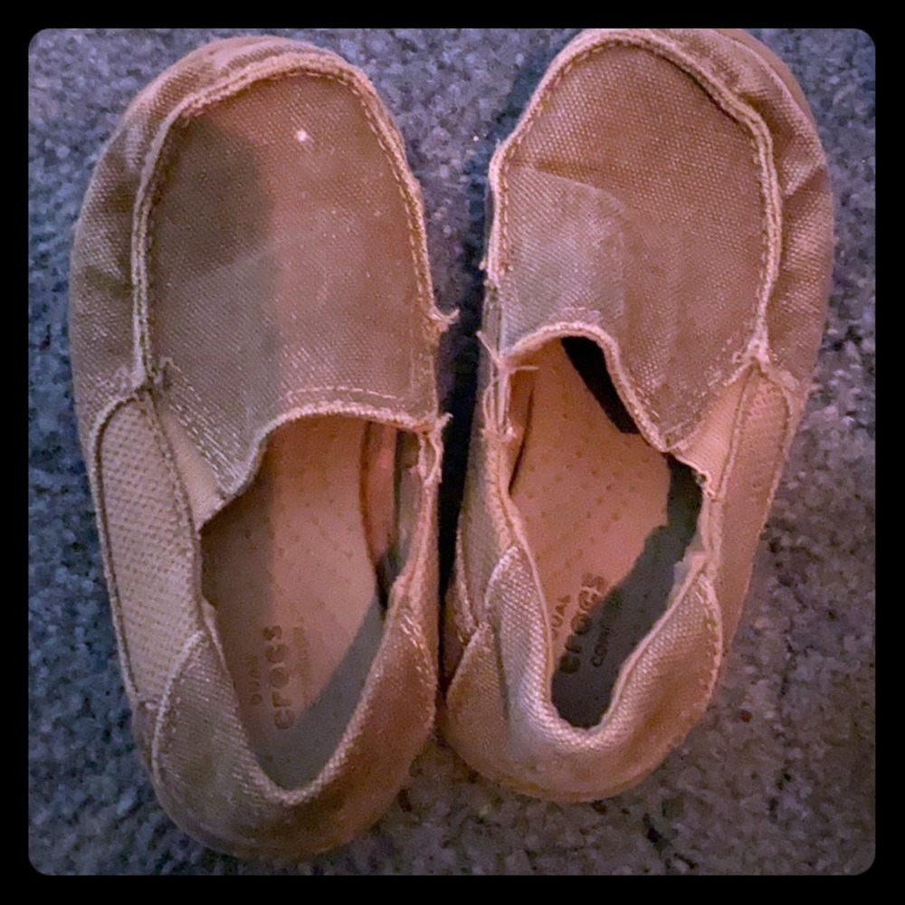 Crocs size 11